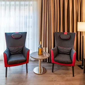 4* فندق بست ويسترن بلس بلازا دين هاج